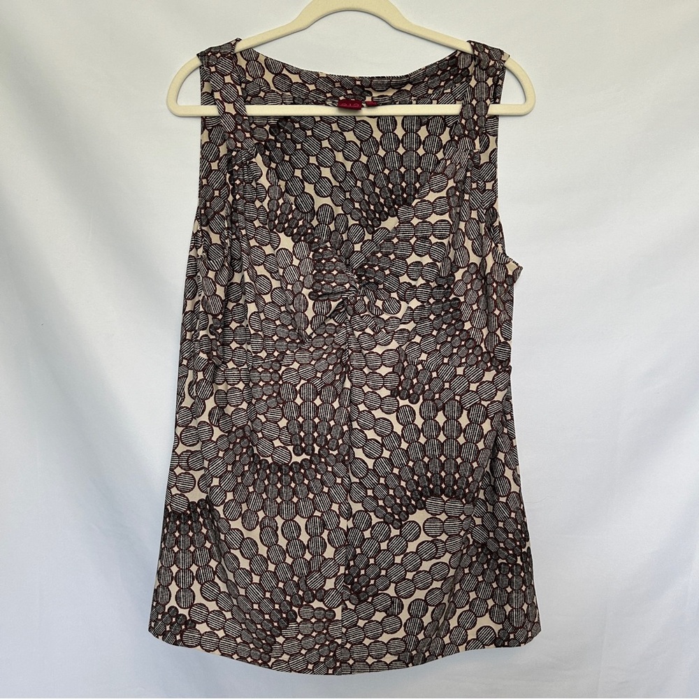 212 Collection Cream Tank‎ with a black and camel circle pattern